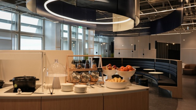 Lufthansa Lounge Str 2